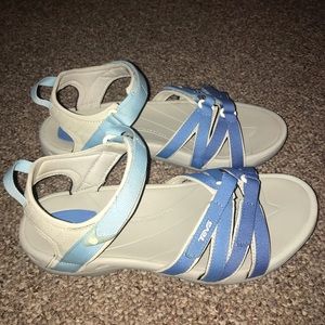 Women’s Teva Tirra Sandals size 10